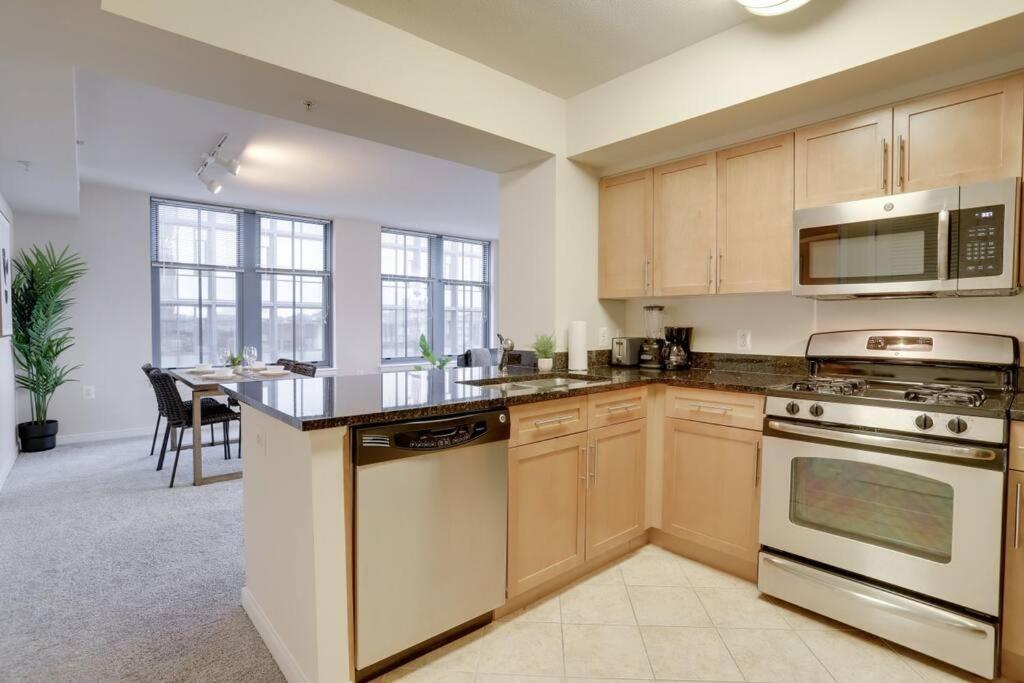 Prime Location Retreat Close To Dc And Metro Arlington Exterior photo